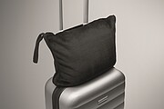 2 in 1 travel blanket set, black