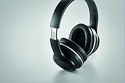 ANC headphone and pouch