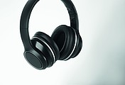 ANC headphone and pouch