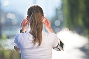 Bluetooth earphones