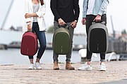 Bobby Hero Small, Anti-theft backpack,cherry red