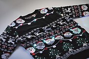 Christmas sweater with 10 LED lights