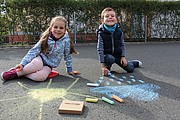Crayons in box, brown