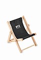 Deckchair-shaped phone stand