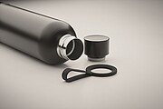 Double wall vacuum insulating bottle