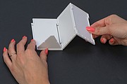 Foldable pen holder