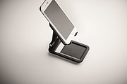 Foldable smartphone holder