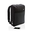 Laptop backpack with magnetic bucklestraps