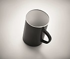 Metal mug with enamel layer