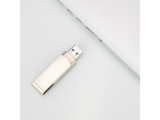 Metal rotating USB