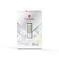 PIERRE CARDIN ETOILE An elegant swivel USB flash drive, white