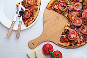 pizza cutting board