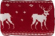 Polar fleece blanket (180 gm/2), made of 100% polyester.