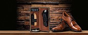 Shoe polishing case, brown