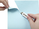 Small hobby knife with keychain. The length of the blade is 4 cm (width: 1,1 cm).