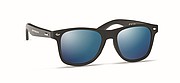 Sunglasses with bamboo arms