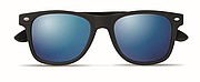 Sunglasses with bamboo arms