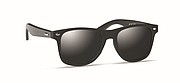 Sunglasses with bamboo arms
