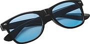 Sunglasses with colored glasses