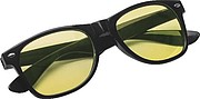 Sunglasses with colored glasses