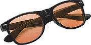 Sunglasses with colored glasses