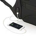 Swiss Peak AWARE™ anti-theft 15.6