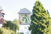 Thermometer with temperature display,colour silver