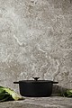 Ukiyo cast iron pan medium
