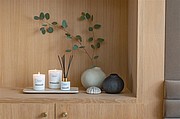 Ukiyo deluxe scented candle with bamboo lid