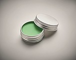 Vegan lip balm in round tin