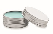 Vegan lip balm in round tin
