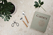 VINGA Story of garden, green