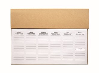 125 page weekly desk planner