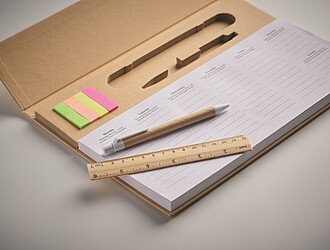 125 page weekly desk planner