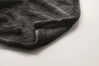 280 gr/m2 RPET flannel fleece blanket