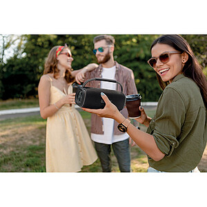 2x10 W wireless portable speaker with 2400 mAh rechargeable battery.