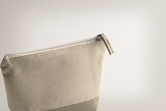 Cosmetic bag