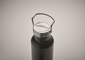 Double wall vacuum insulated flask