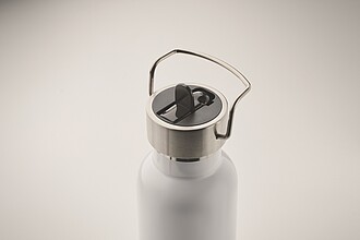 Double wall vacuum insulating bottle