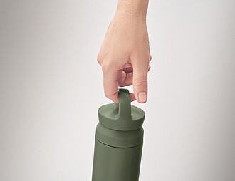 Double wall vacuum insulating bottle