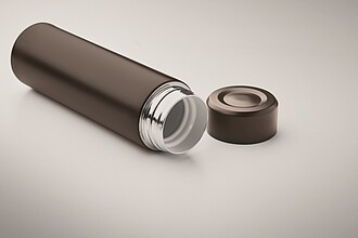 Double wall vacuum insulating bottle