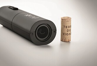 Electric wine bottle opener