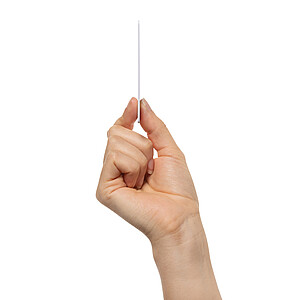 Findit RCS rplastic ultra-thin finder card rechargeable, white