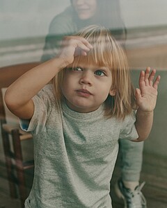 Iqoniq Koli kids lightweight recycled cotton t-shirt, light heather grey