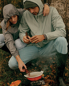 Iqoniq Logan recycled polyester lightweight jacket