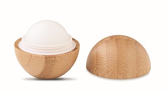 Lip balm in round bamboo case