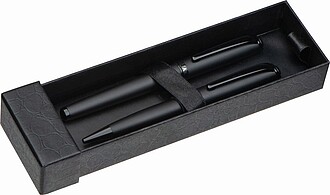 Mark Twain writing set