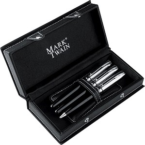Mark Twain writing set