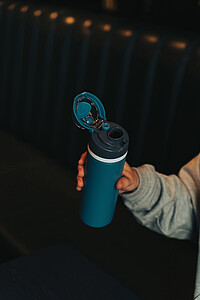 Omni Sip RCS certified re-steel lockable bottle 700ml, blue