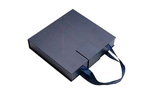 PIERRE CARDIN CHANTAL Set of notebook and DENISE ballpoint pen, black $